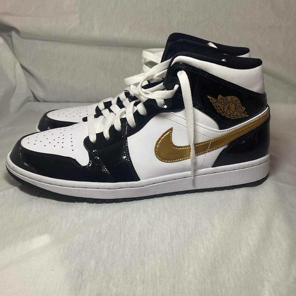 Nike Air Jordan’s retro